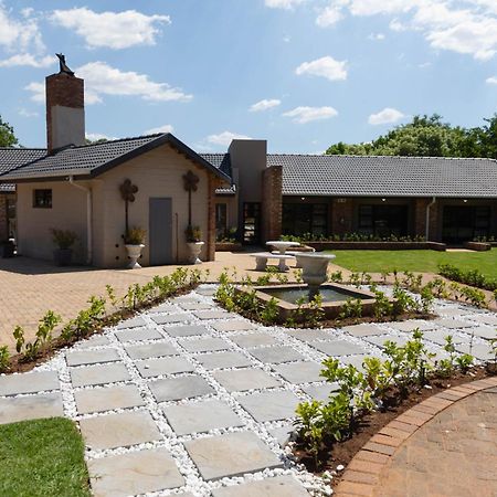 Opstal Gastehuis Potchefstroom Luaran gambar