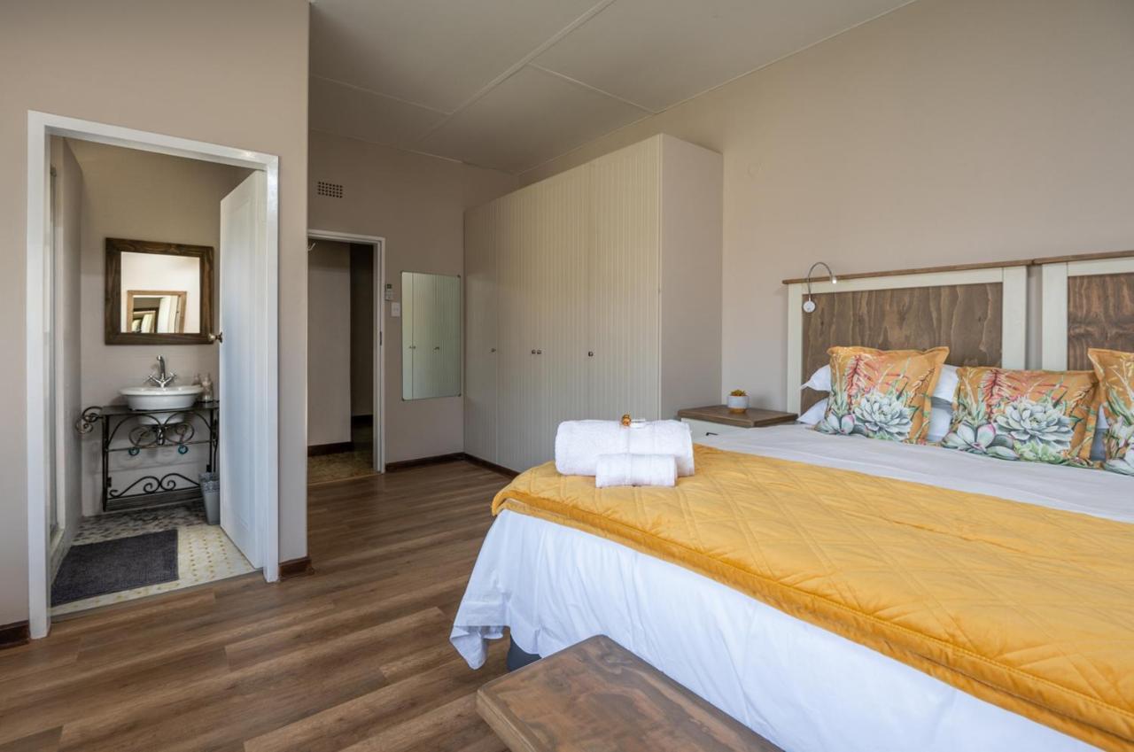 Opstal Gastehuis Potchefstroom Luaran gambar