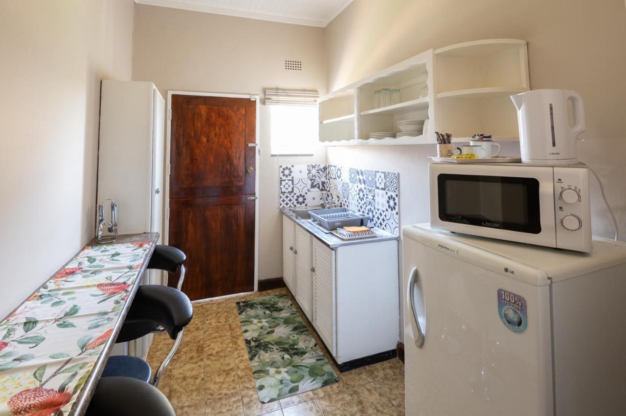 Opstal Gastehuis Potchefstroom Luaran gambar