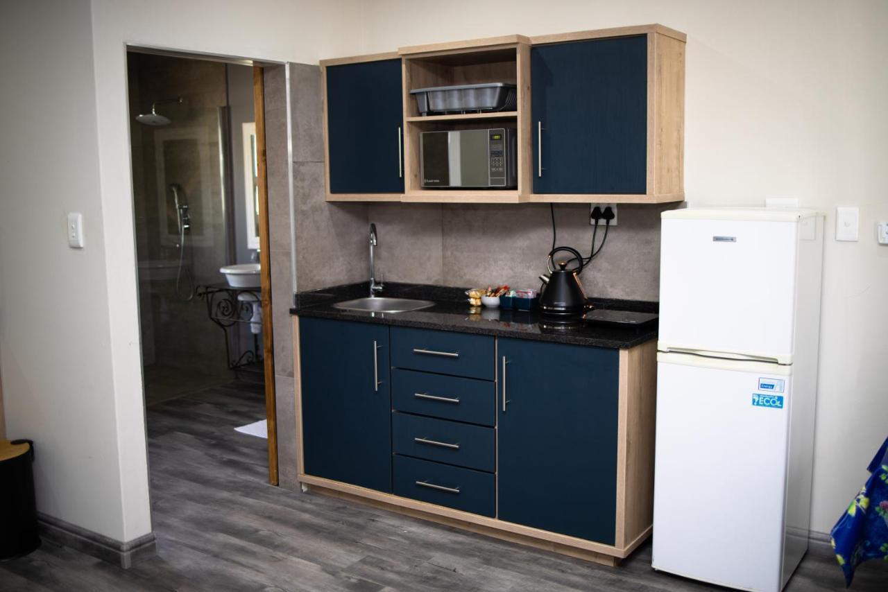 Opstal Gastehuis Potchefstroom Luaran gambar