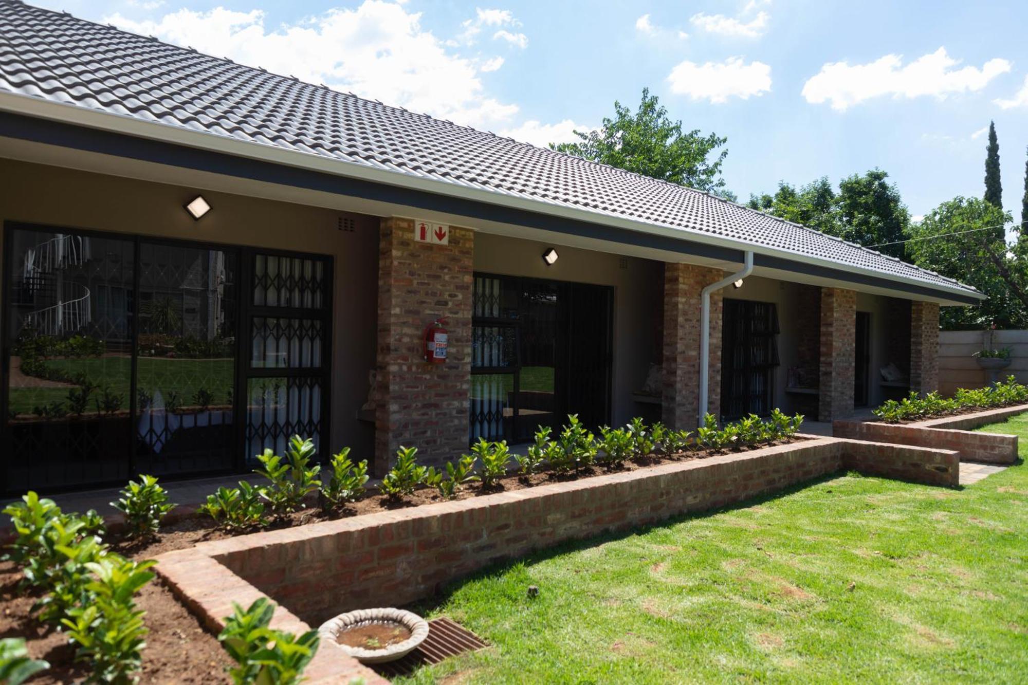 Opstal Gastehuis Potchefstroom Luaran gambar