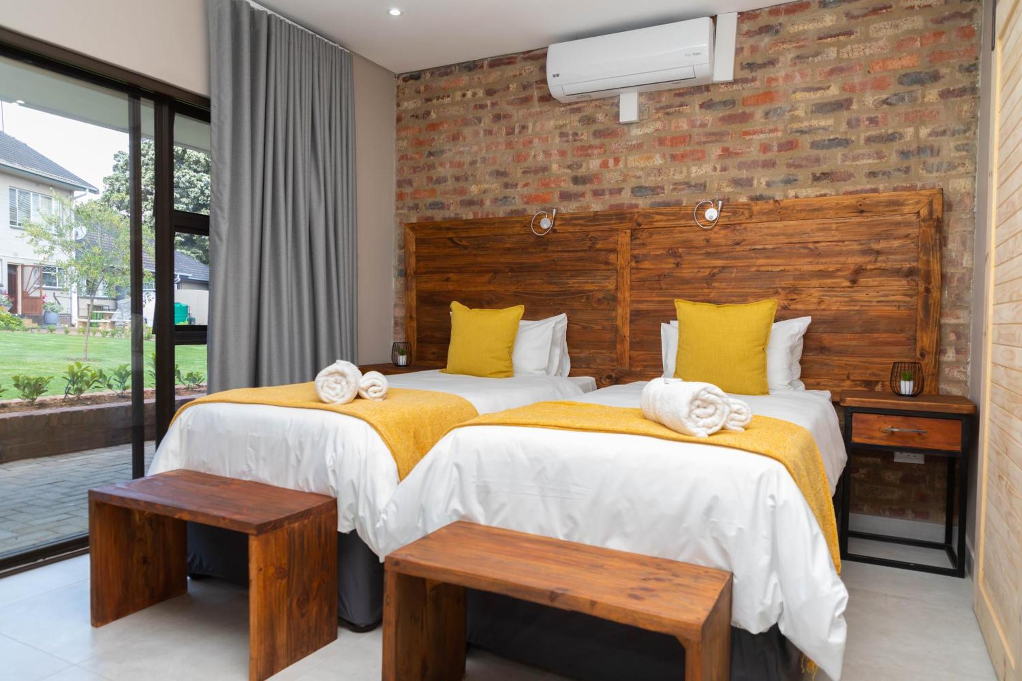 Opstal Gastehuis Potchefstroom Luaran gambar